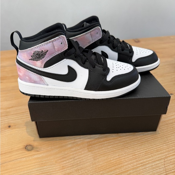Jordan Other - Jordan 1 Mid SE Zen Master (PS)